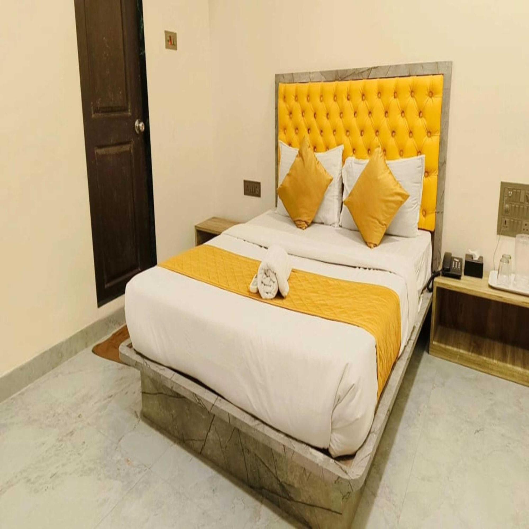 Hotel Pride Suites - Kurla West Mumbai Exteriör bild